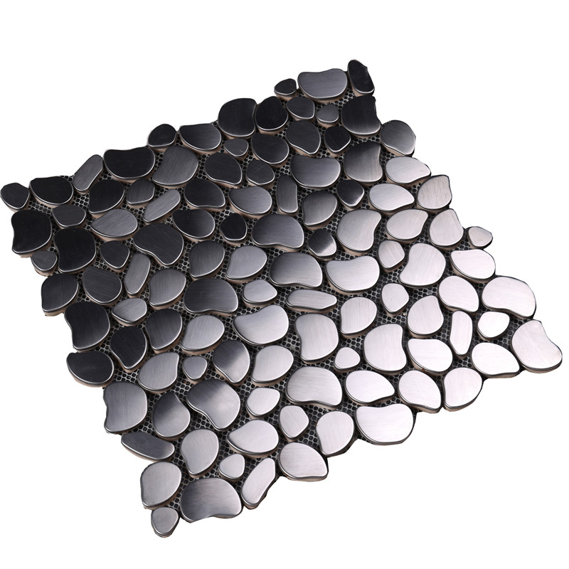 Dekoratív macskaköves kavicsos mozaik csempe a tűzhelyhez