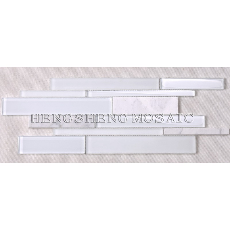 HSD131 legújabb formatervezésű fehér Carrara márvány kevert üvegmozaik konyha Backsplash metrócsempe